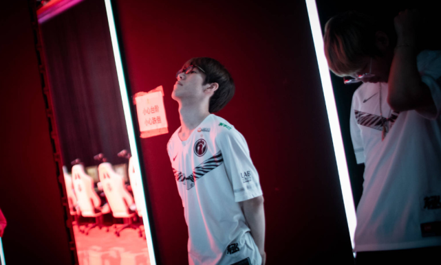 在这1胜7 在这1胜7