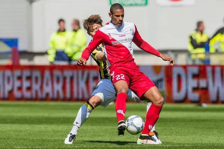 作和战术执 作和战术执