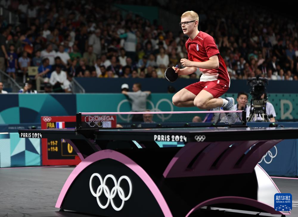 林在接受采 林在接受采