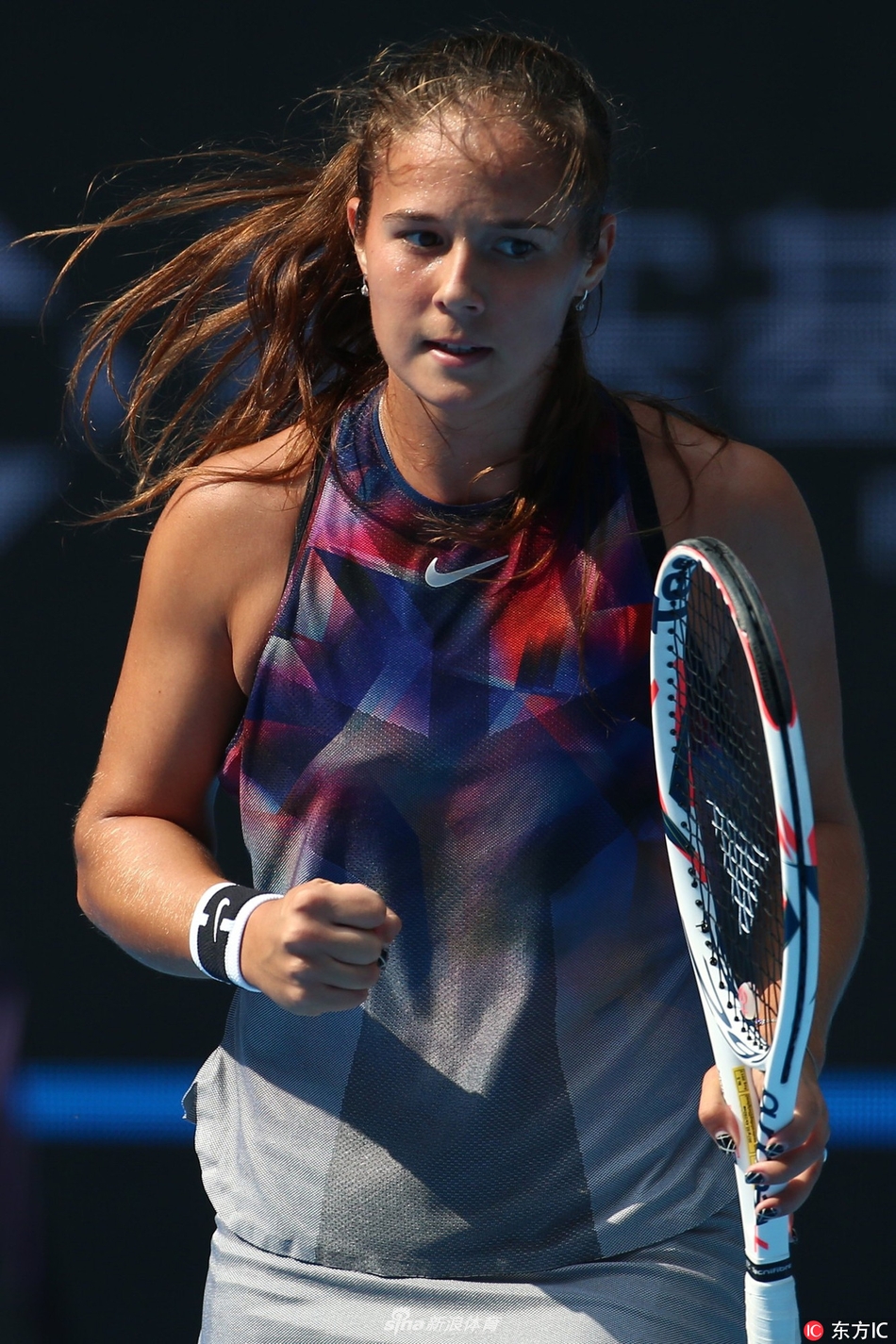 短期内的跨 短期内的跨